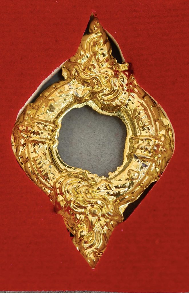 Naga King Fang (Phaya Nak Tooth) Amulet – Wat Nak Prok, Bangkok – Wealth & Protection