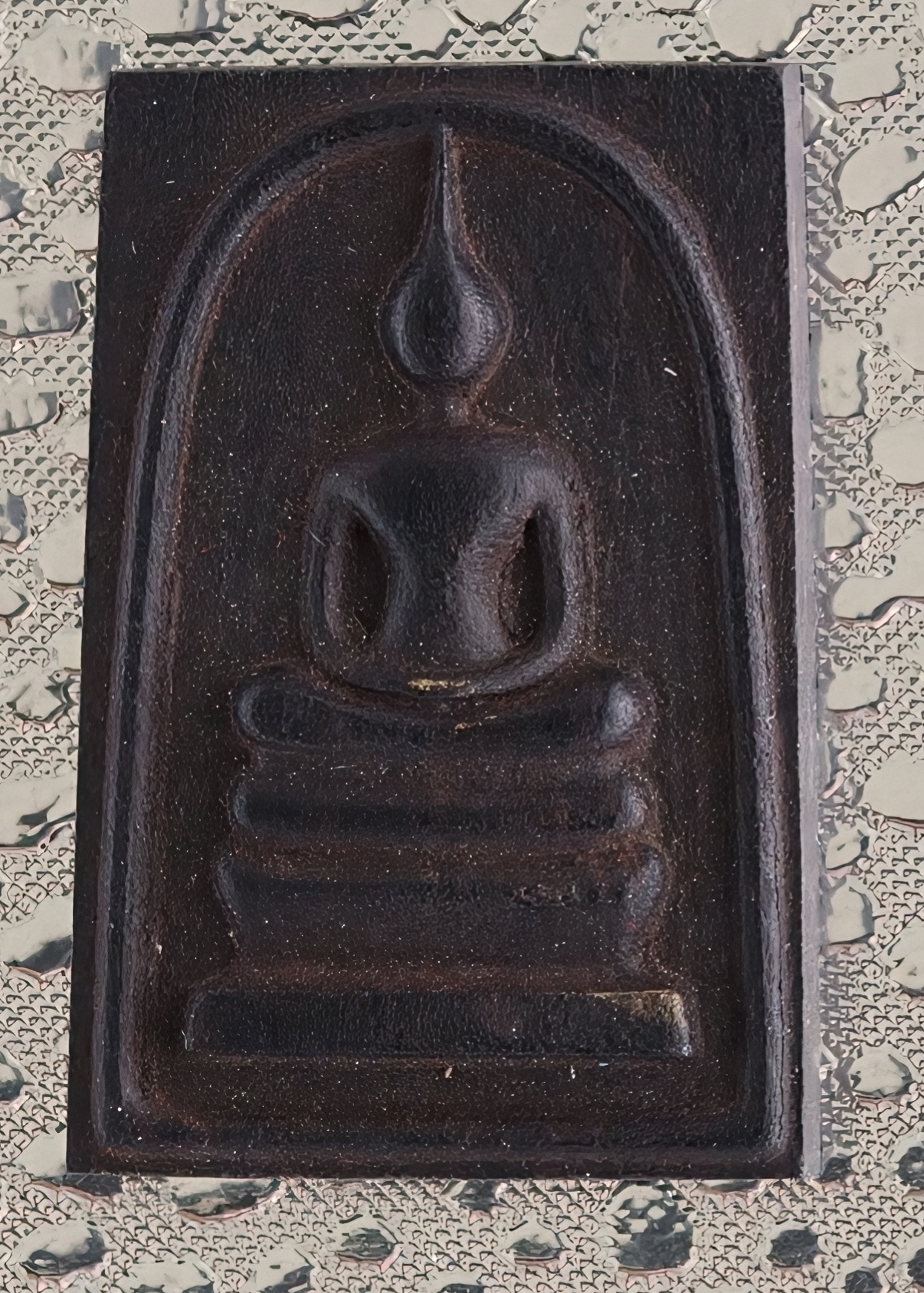 Kruba Baeng Phra Somdej Style Wooden Amulet (Yant Back) - Image 2