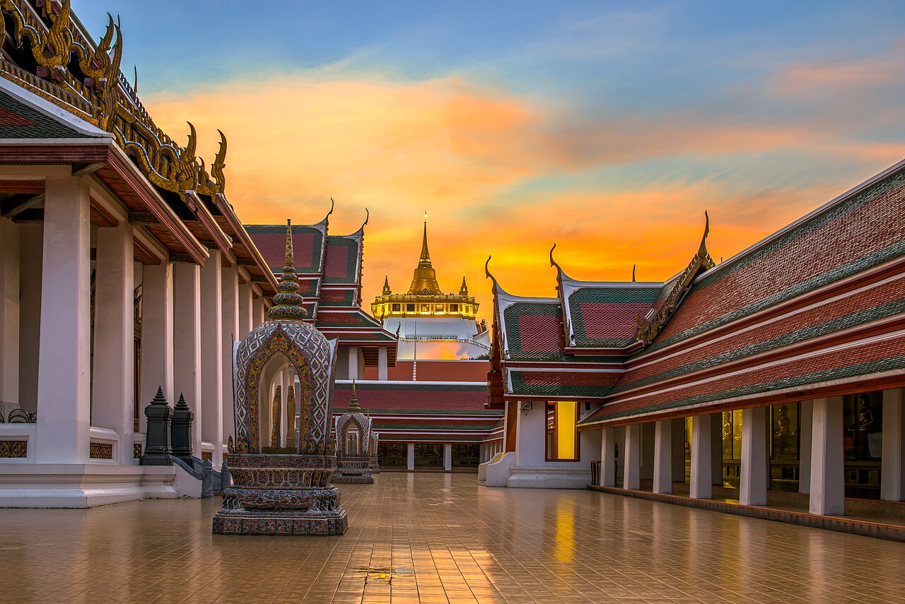 Luang Pu Dooh, Wat Sakae: Master of Phra Prom Amulets and the Path of Mindfulness