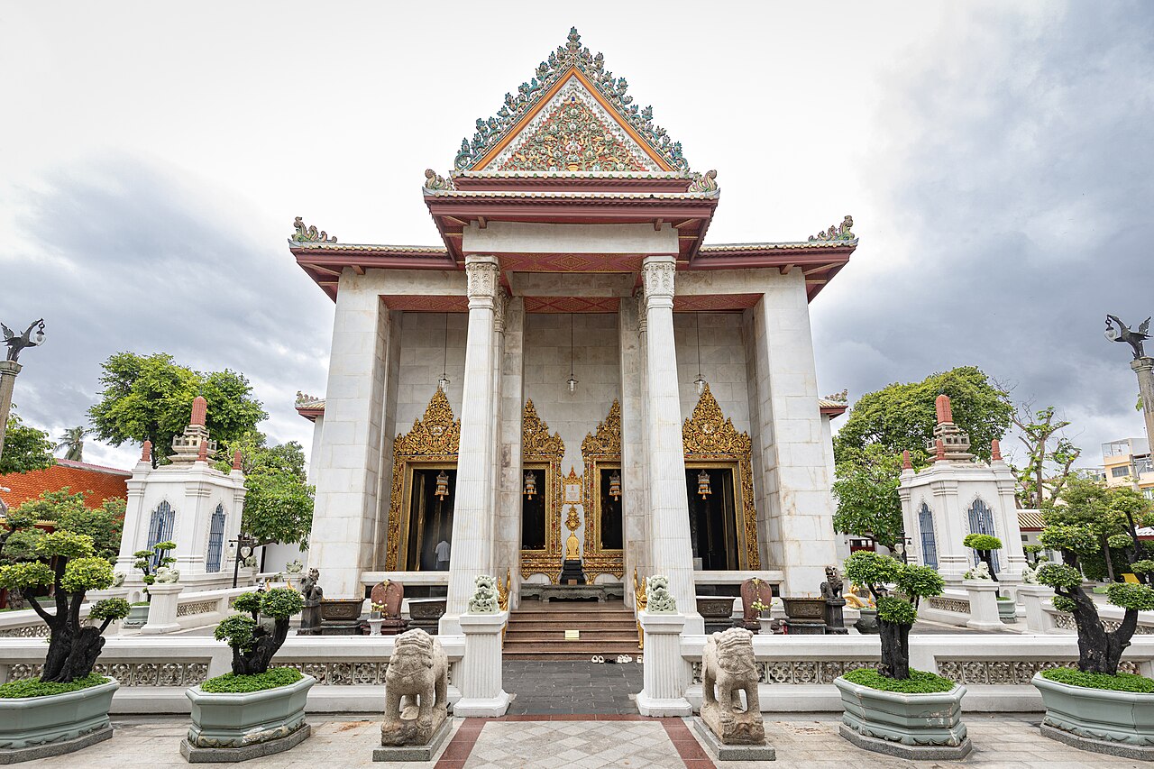 Wat Bowonniwet Vihara: Royal Legacy, Buddhist Scholarship, and the Heart of Thai Kings